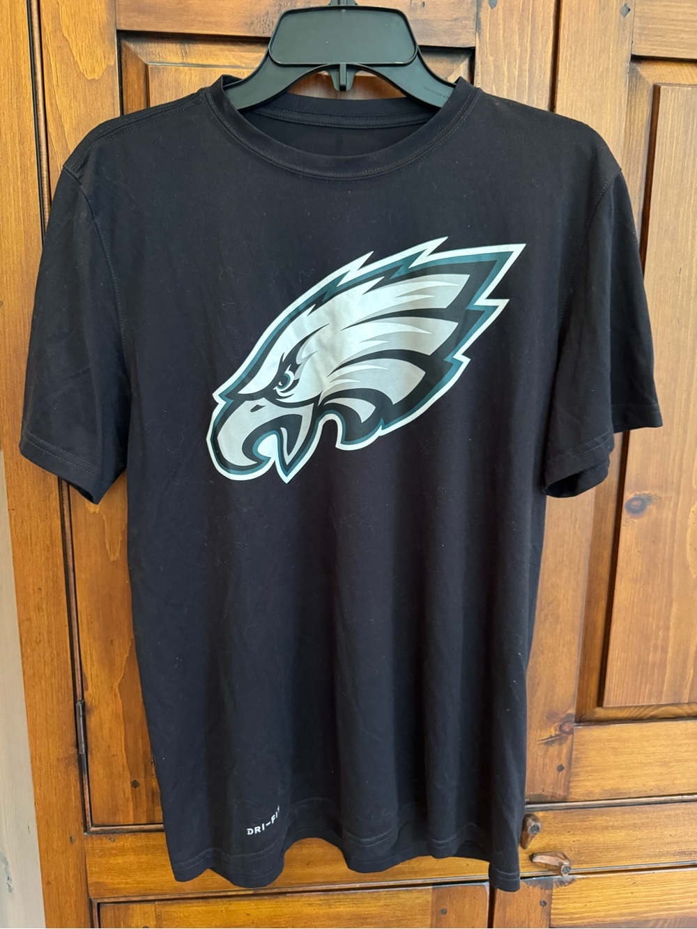 Nike Athletic Cut Size Medium Philadelphia Eagles Black Teeshirt. NWOT